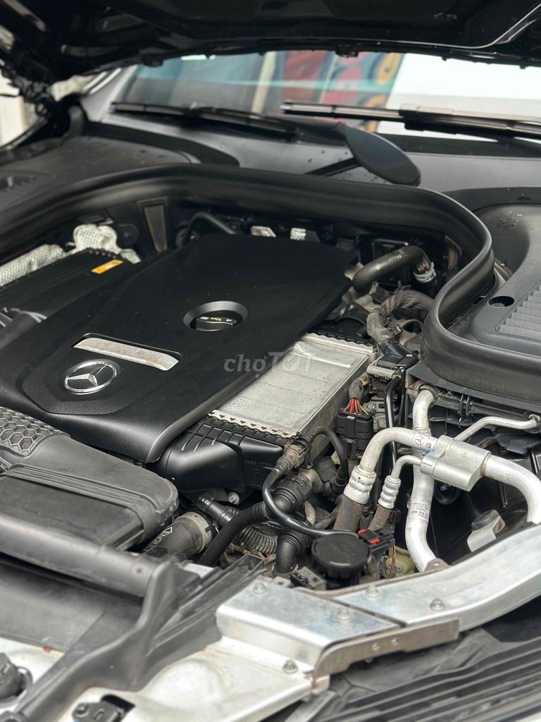 Mercedes GLC 250 4MATIC - 81000 km . Sản xuat 2018. Mua bán Ô tô tại Quận 7 Tp Hồ Chí Minh được đăng bởi Thông Sport  hình 14