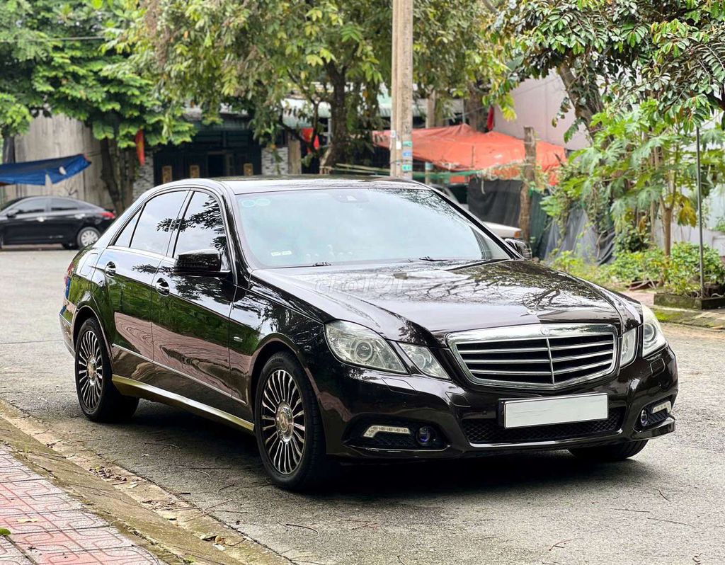 Hàng tốt - Mercedes Benz 2010 E250 AMG. Mua bán Ô tô tại Thành phố Thuận An Bình Dương được đăng bởi Xe zin hình 2