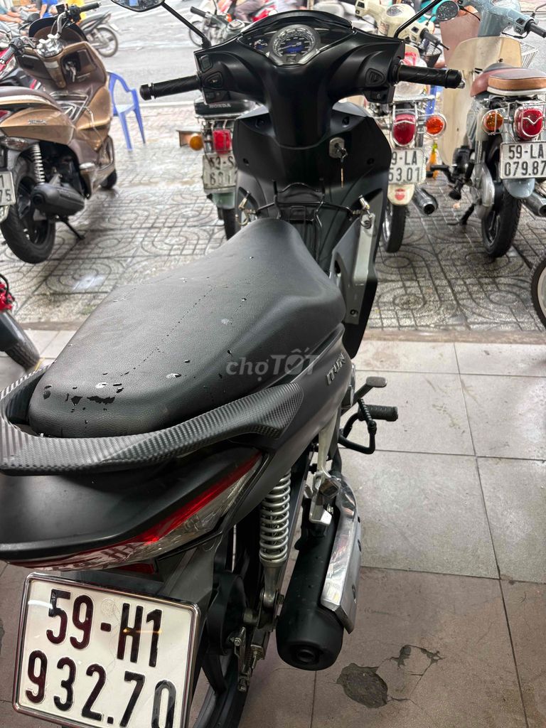Honda Future 2019 чёрный, полуавтомат