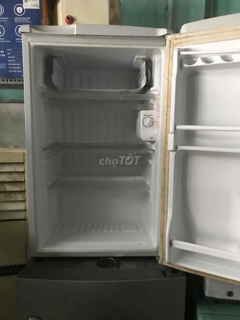 Tủ Lạnh mini Sanyo 90l đẹp zin có bh