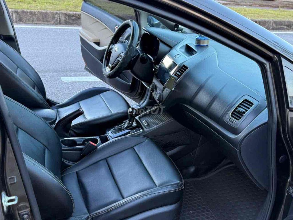 Kia Cerato 2016 1.6 Số Tự Động Xe Đẹp. Mua bán Ô tô tại Quận Ngũ Hành Sơn Đà Nẵng được đăng bởi Lê Anh Đức hình 13