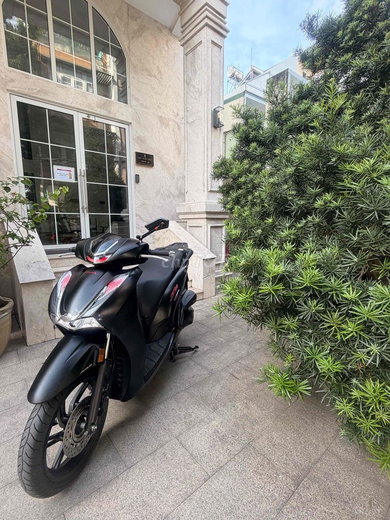 Honda SH 350i 2022 Đen,máy thái. 16000 km. Mua bán Xe máy tại Quận Bình Thạnh Tp Hồ Chí Minh được đăng bởi Cherry Tran hình 11