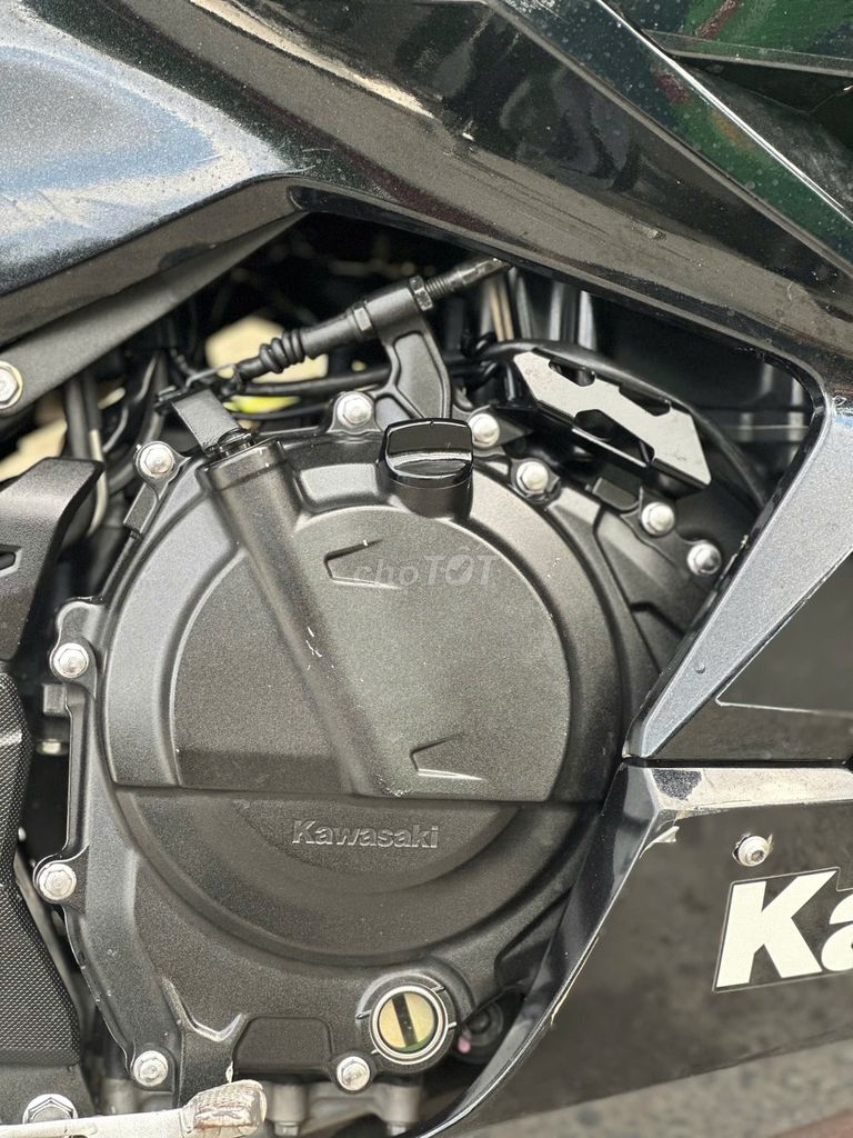 Kawasaki Ninja 400 biển 29 có trả góp trao đổi ✅. Mua bán Xe máy tại Quận Thanh Xuân Hà Nội được đăng bởi Phú Lý hình 11