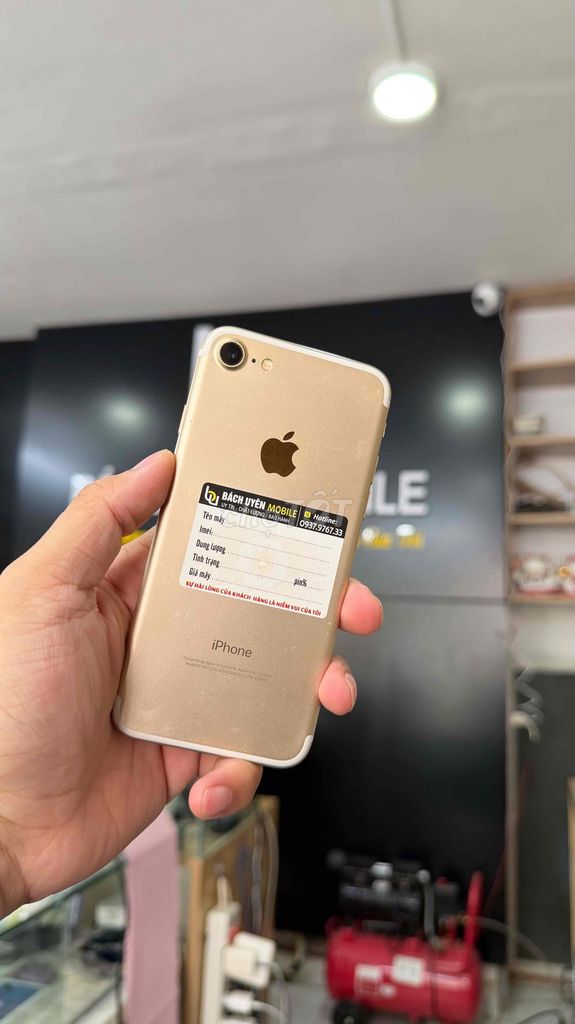 Apple iPhone 7 32GB Vàng Gold. Mua bán Điện thoại tại Quận Bình Thạnh Tp Hồ Chí Minh được đăng bởi Phan Việt hình 1