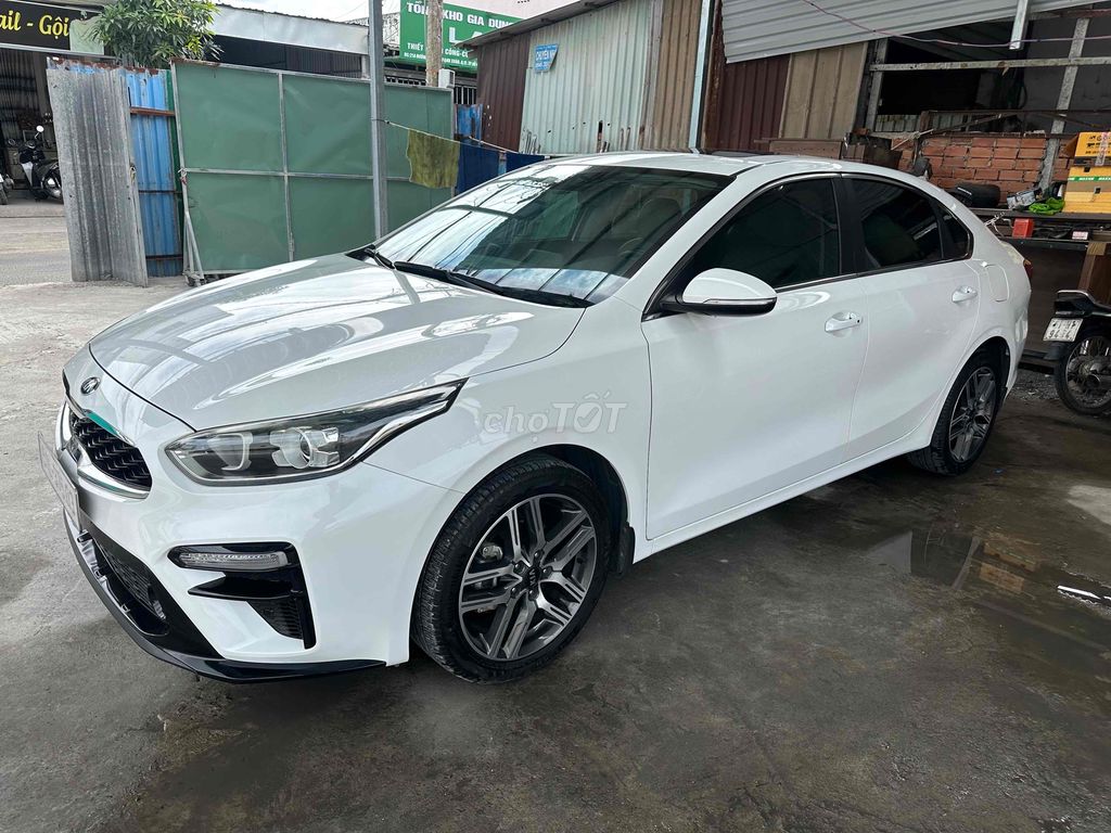 Kia Cerato 2019 1.6 luxury - 70000 km