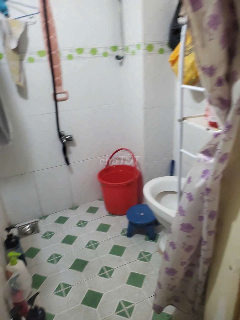 Nhà hẻm 12m2 ,1 lầu, 1phòng ngủ, 2wc  đường Bùi  Đình Tuý,Q,Bình Thạnh