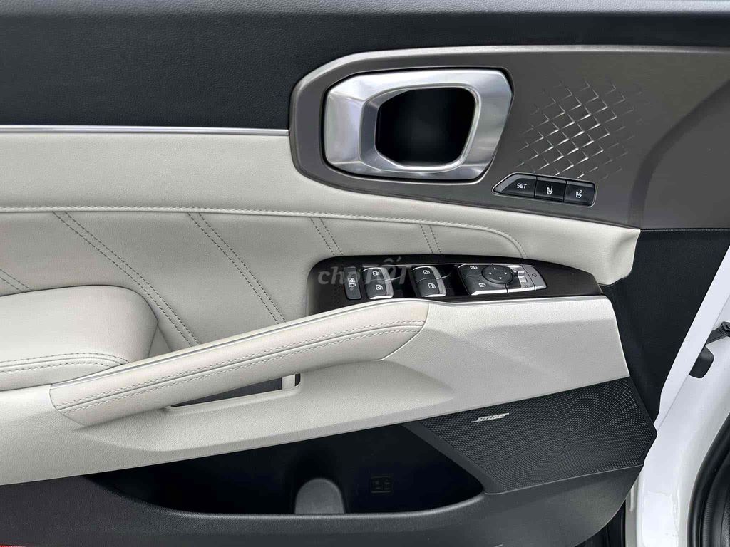 CẦN BÁN KIA SORENTO 2.2D SINGNATURE AWD MÁY DẦU. Mua bán Ô tô tại Quận Bắc Từ Liêm Hà Nội được đăng bởi Mr PHÁT THÁI HÀ AUTO hình 10