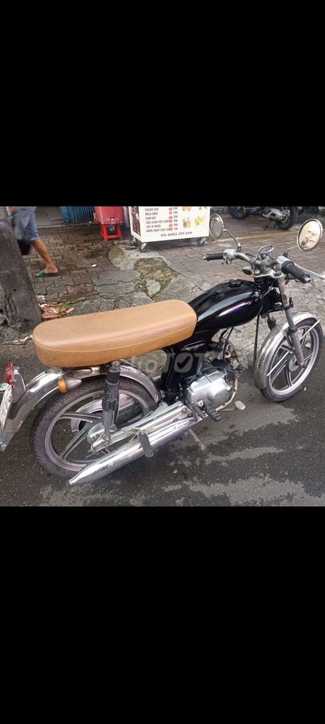 Honda Cub còn tin là còn bán. Mua bán Xe máy tại Quận 10 Tp Hồ Chí Minh được đăng bởi văn phúc  hình 3