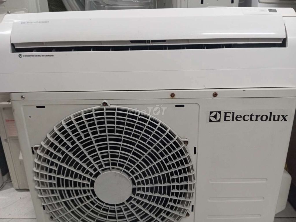 Thanh lý máy lạnh Electrolux 1hp chạy êm