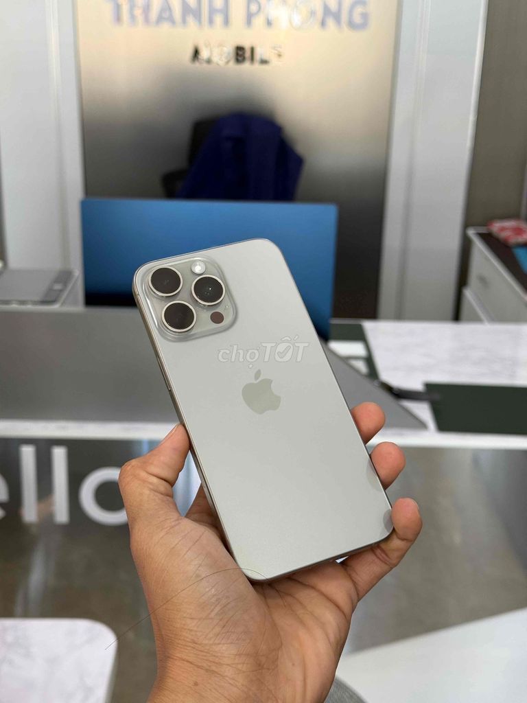 Apple iPhone 15 Pro Max 256GB Titan 99%. Mua bán Điện thoại tại Thành phố Cà Mau Cà Mau được đăng bởi Thanh phong  hình 1