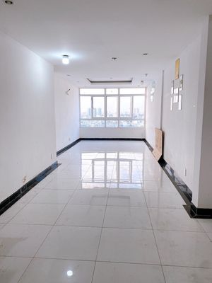 Rent · 3 bd · 110 м² · Quận 8, ул. Tạ Quang Bửu