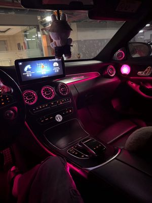 Mercedes-Benz C250 C300 màu trắng 2015. Mua bán Ô tô tại Thành phố Thủ Đức Tp Hồ Chí Minh được đăng bởi Lan