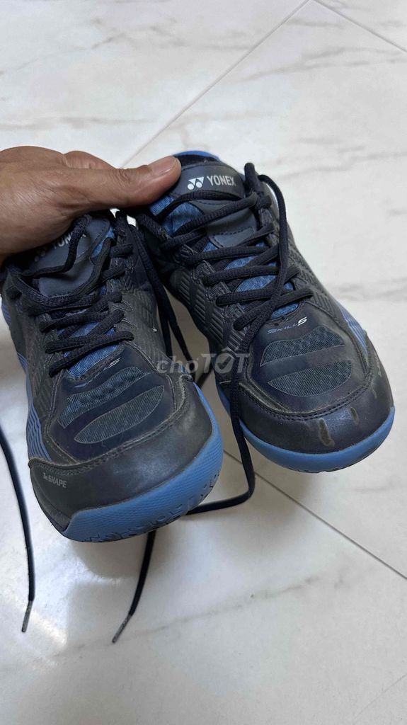 Giày thể thao Yonex nam xanh dương. Mua bán Giày dép tại Quận Ngũ Hành Sơn Đà Nẵng được đăng bởi Nguyễn Dư hình 1
