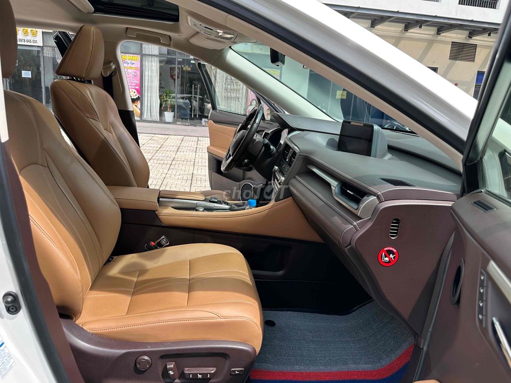 Lexus RX350 2016 - nhập Nhật chuẩn 33.000km. Mua bán Ô tô tại Thành phố Thủ Đức Tp Hồ Chí Minh được đăng bởi Anh Minh STOT Bình Dương hình 12