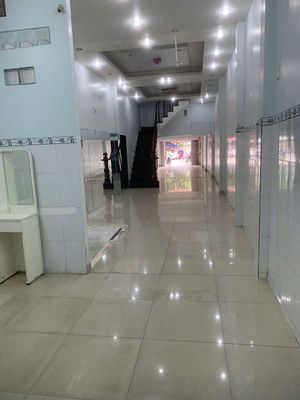 Cho thuê nhà MT Phạm Thế Hiển. DT 3,5 × 24. GIÁ 18TRIEU
