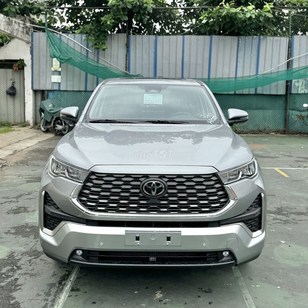 Innova Cross HEV 2024 - Ưu Đãi - Sẵn Giao Ngay