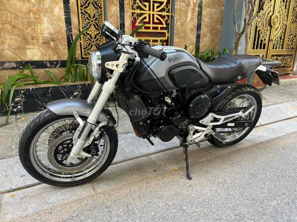 GPX Genteleman 200cc odo7000 hàng hiếm pkl moto. Mua bán Xe máy tại Quận Cầu Giấy Hà Nội được đăng bởi Tong motor xe may hình 3