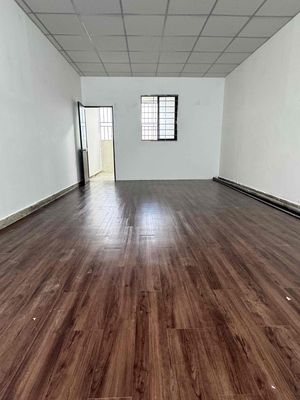 CHO THUÊ NGUYÊN TẦNG 3 - BAN CÔNG - 2PN - 1WC -