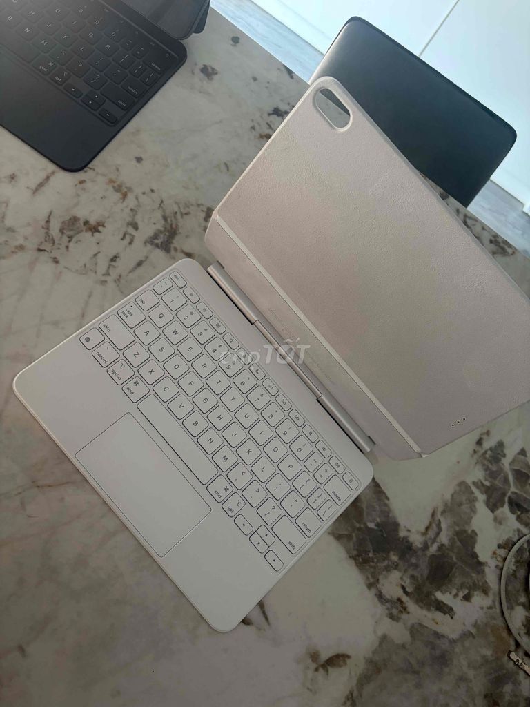 Bàn phím Apple Magic Keyboard Trắng. Mua bán Phụ kiện (Màn hình, Chuột...) tại Huyện Thanh Trì Hà Nội được đăng bởi Đoàn Xuân Tùng hình 1