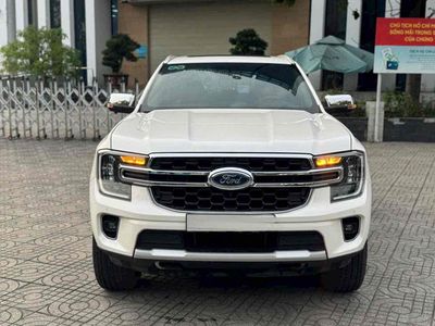 Ford Everest 2022 Titanium 4x2 20.000 km. Mua bán Ô tô tại Quận Tân Bình Tp Hồ Chí Minh được đăng bởi Sài Gòn Ford