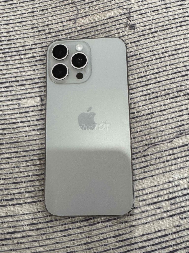 iPhone 15 Pro Max 512GB Xám. Mua bán Điện thoại tại Thành phố Đà Lạt Lâm Đồng được đăng bởi Nguyễn Văn Hiến hình 1