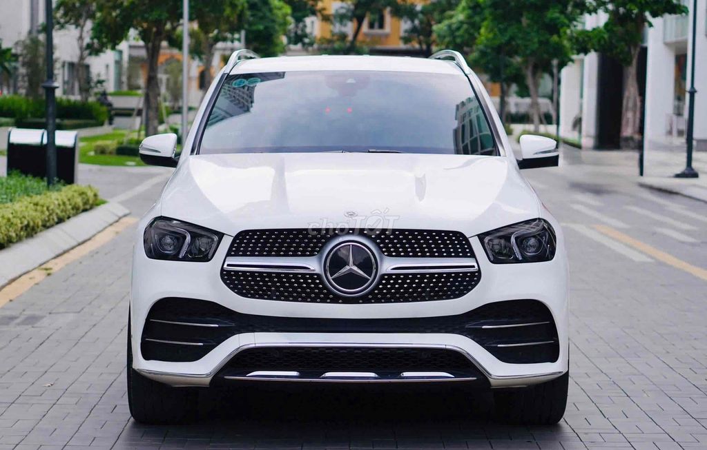 Mercedes_GLE450_4Matic_AMG Model 2022 Bank 90%