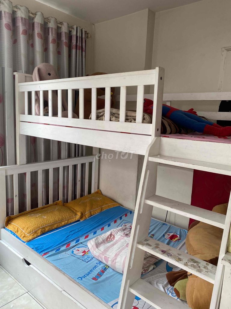 Chuyển nhà cần pass lại giường tầng. Mua bán Giường, chăn ga gối nệm tại Quận Hoàng Mai Hà Nội được đăng bởi Lê Hằng hình 1