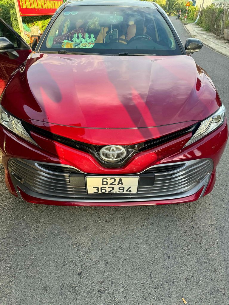 Toyota Camry 2020 2.5Q - 900000 km. Mua bán Ô tô tại Huyện Đức Huệ Long An được đăng bởi Thoai Tom hình 5