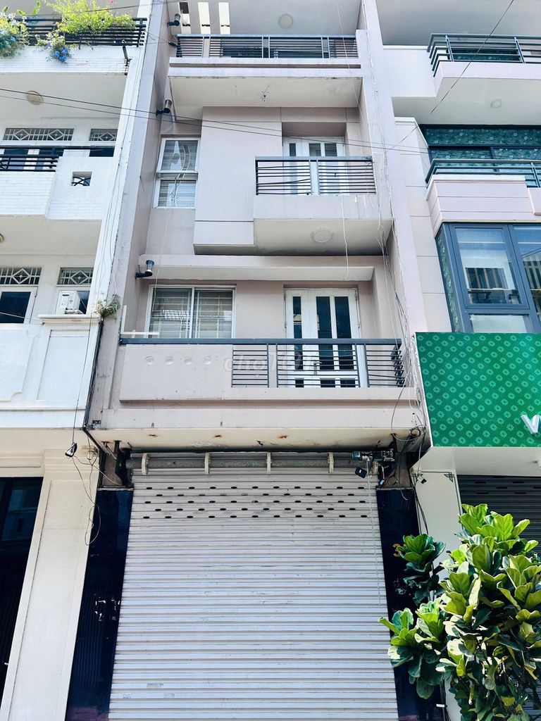 Rent · 6 bd · 72 м² · Quận Phú Nhuận, ул. Đường Hoa Hồng