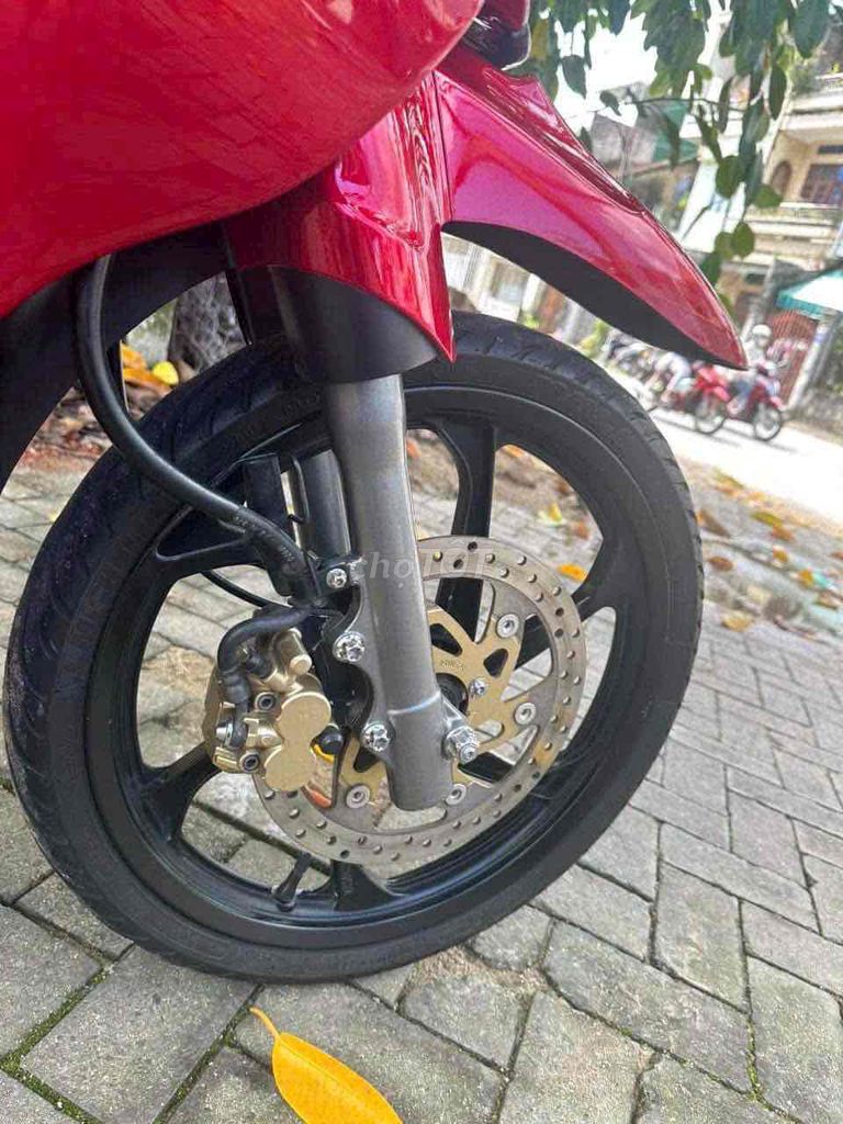 Yamaha Yaz 2015 màu Đỏ. Mua bán Xe máy tại Quận Cẩm Lệ Đà Nẵng được đăng bởi Hien hình 6