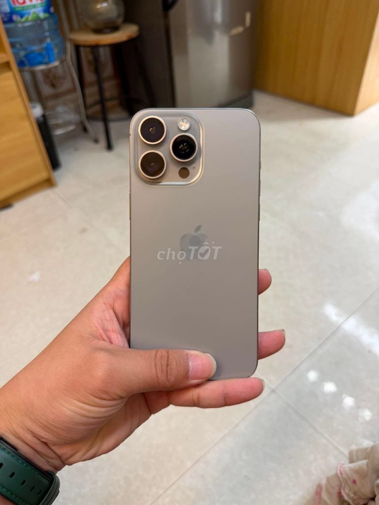 Apple iPhone 15 Pro Max 256GB Xám Đã qua sử dụng. Mua bán Điện thoại tại Quận Ngũ Hành Sơn Đà Nẵng được đăng bởi Thanh Ngo hình 1
