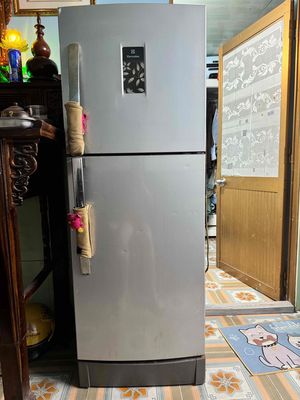 dư tủ lạnh nên bán bớt, tủ lạnh đang xài tốt.. Mua bán Tủ lạnh tại Huyện Hóc Môn Tp Hồ Chí Minh được đăng bởi Nguyễn