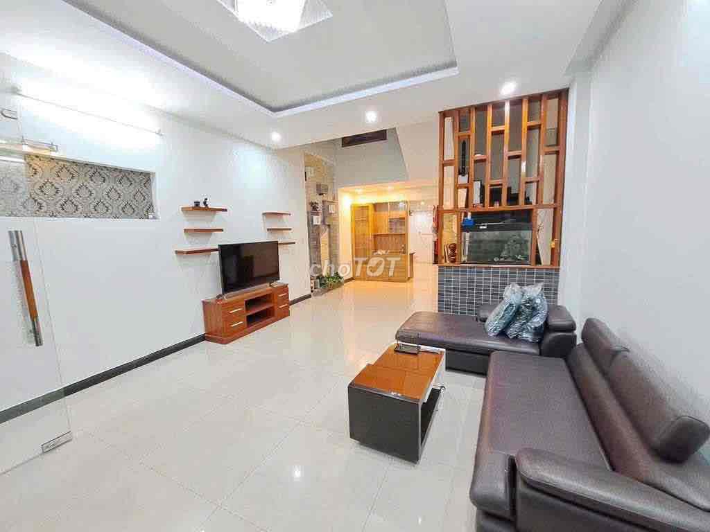 Аренда · 3 комн. · 100 м² · Quận Sơn Trà, ул. Đường Trần Thanh Mại