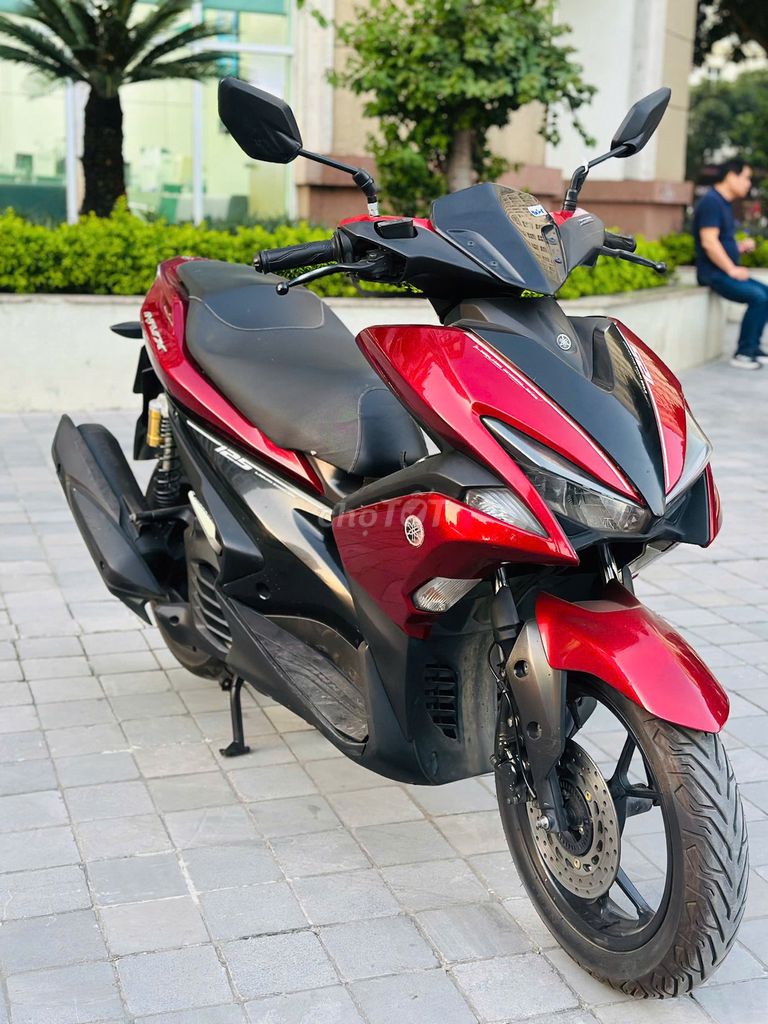 Yamaha NVX 125 Đỏ đen. Mua bán Xe máy tại Quận Nam Từ Liêm Hà Nội được đăng bởi MAI HÒA hình 5