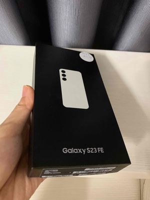 Galaxy S23FE new seal 100% fullbox BH 12 tháng cty