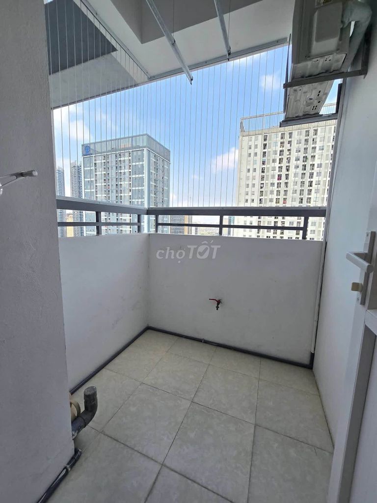 Угловая квартира 55м² на Нгуен Зань, 2 спальни, полный комплект мебели