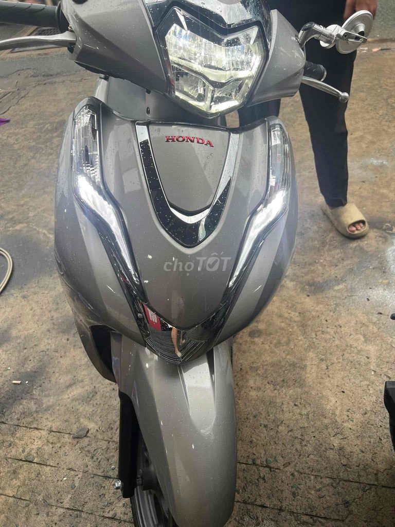 Lead 4 vall. Mua bán Xe máy tại Thành phố Mỹ Tho Tiền Giang được đăng bởi Thai tran hình 1