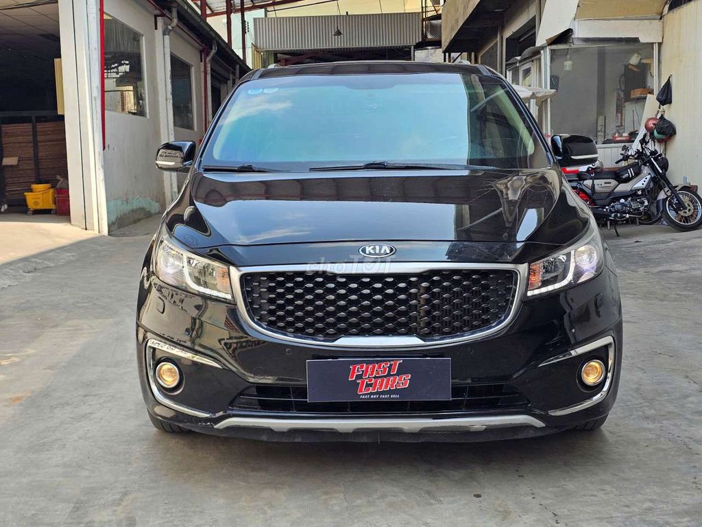 Kia Sedona 2017 2.2 DATH,bản full dầu , màu đen