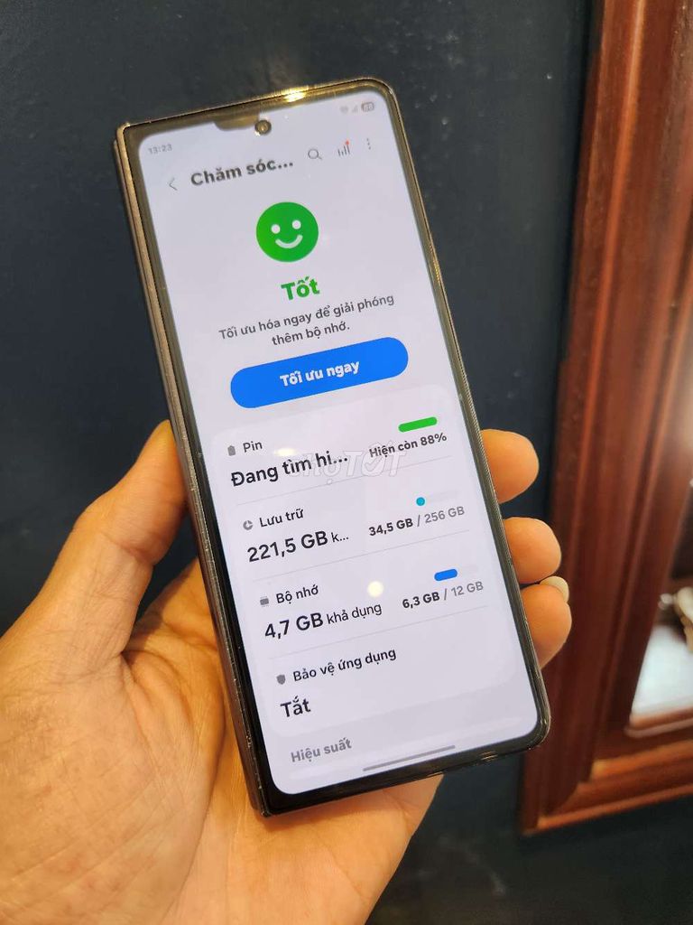 Samsung Z Fold 4 256GB Đen. Mua bán Điện thoại tại Quận Tây Hồ Hà Nội được đăng bởi Vô Tâm  hình 1
