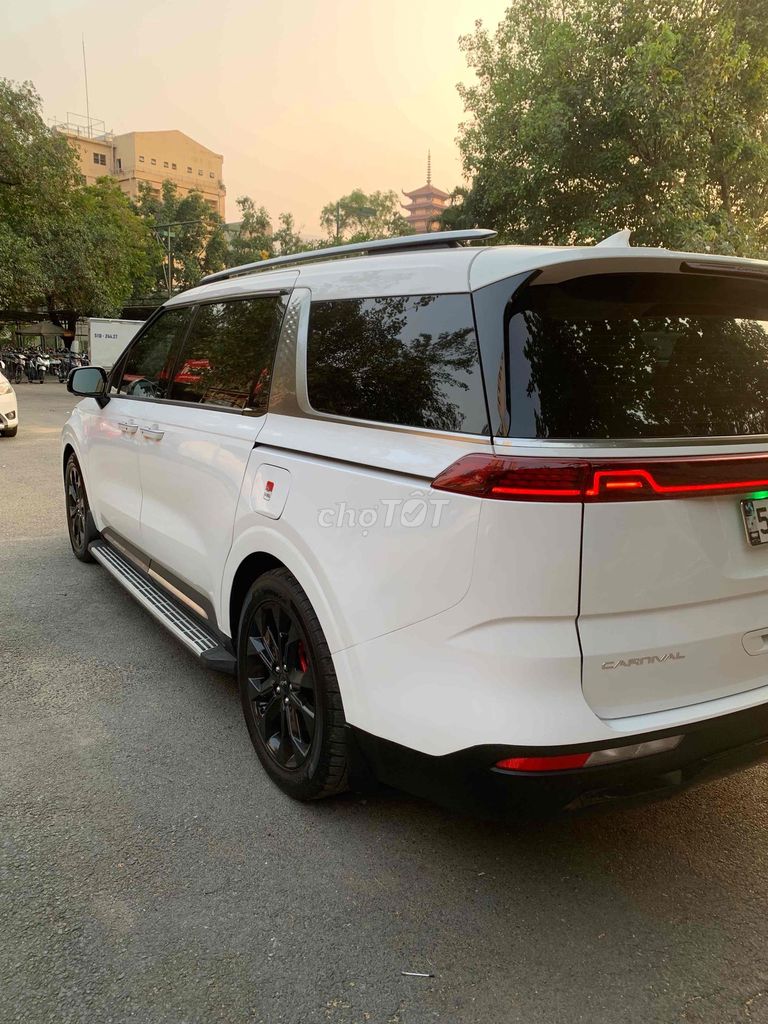 Kia Carnival 2022 photo 4