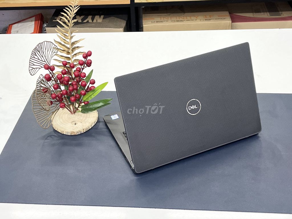 DELL LATITUDE 7400-14'' Gọn nhẹ, văn phòng FHD+