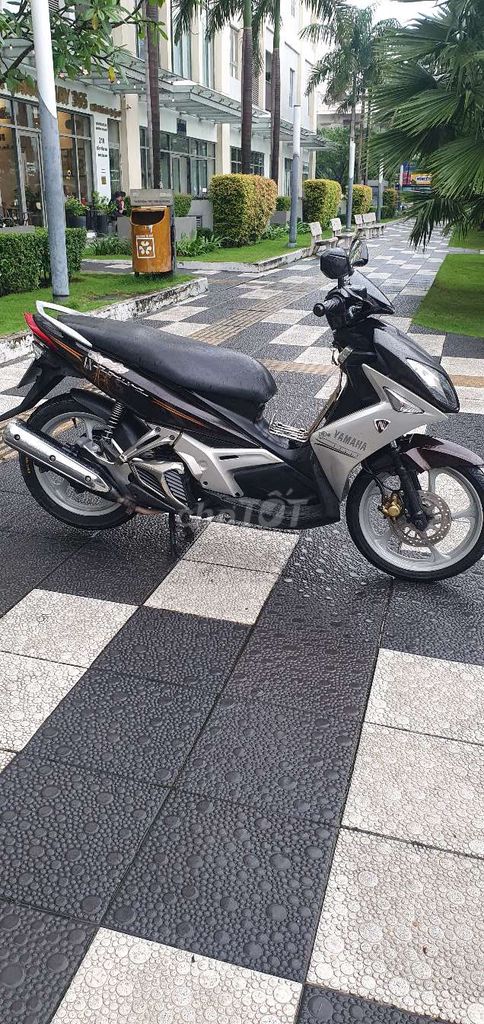 Novo4  xe con dep .May rin iem ru. Mua bán Xe máy tại Quận 7 Tp Hồ Chí Minh được đăng bởi Nguyễn văn lộc hình 5