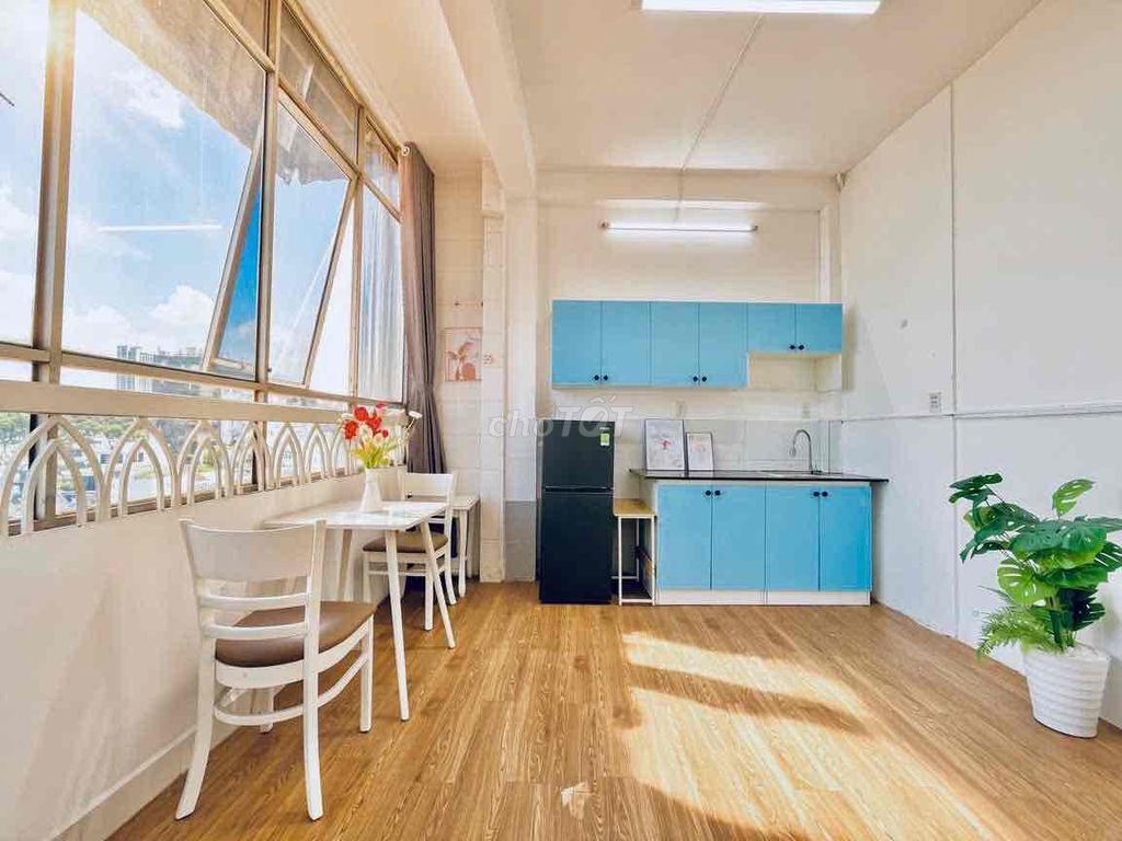 Аренда · 1 комн. · 40 м² · Quận 1, ул. Nguyễn Văn Cừ