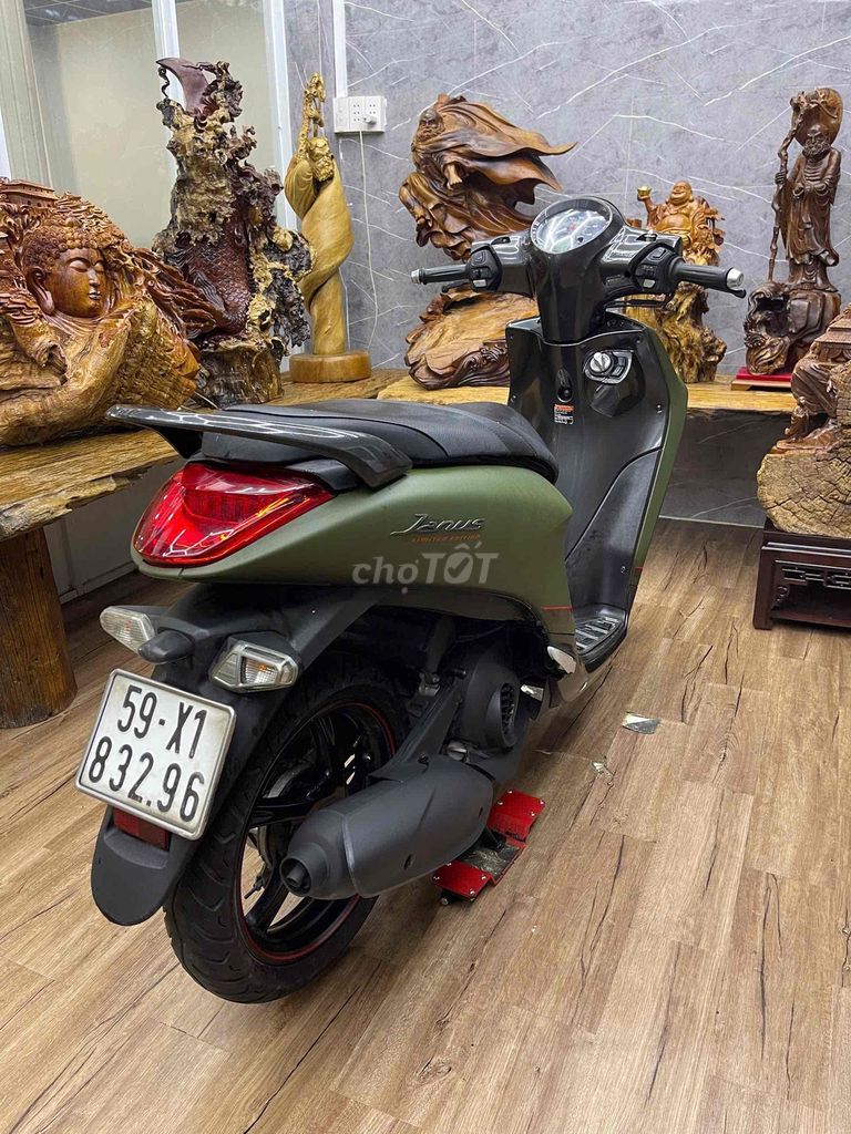 Janus smartkey chính chủ, máy êm thì thầm biển SG. Mua bán Xe máy tại Quận 8 Tp Hồ Chí Minh được đăng bởi Quân  hình 5