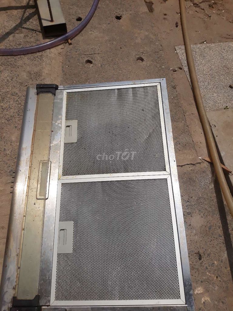 Máy hút mùi Inox 80cm hỏng 1 quạt. Mua bán Bếp, lò, đồ điện nhà bếp tại Quận Bình Tân Tp Hồ Chí Minh được đăng bởi chuyên vẽ tranh sơn dầu hình 1