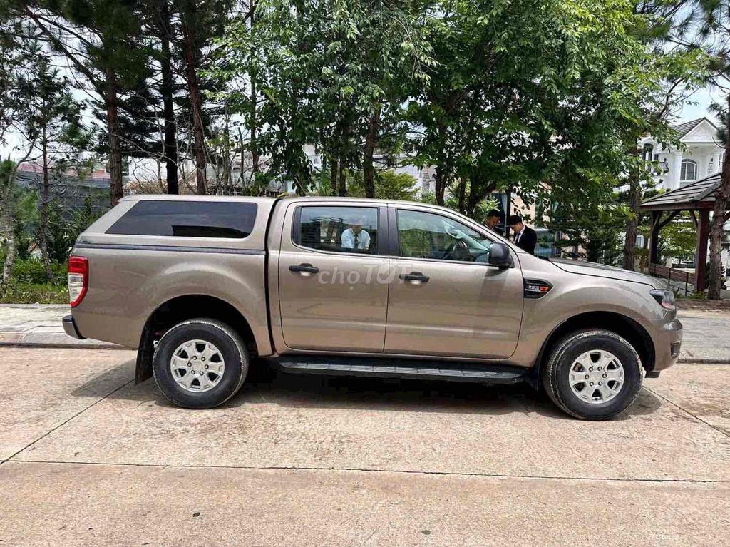 Ford Ranger XLS 2020. TRẢ TRƯỚC 200 TRIỆU NHẬN XE. Mua bán Ô tô tại Quận Bình Tân Tp Hồ Chí Minh được đăng bởi Huỳnh Thái Đảm hình 5