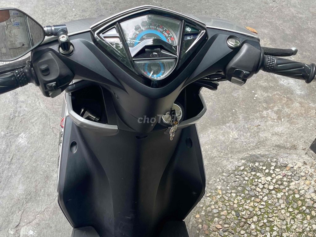 luvias xc 2010 xe dọn mới máy zin bstp chính chủ. Mua bán Xe máy tại Quận Bình Tân Tp Hồ Chí Minh được đăng bởi Khang Lê hình 4