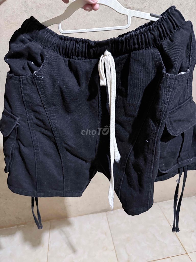 Quần short The Orbit Đen size S. Mua bán Quần áo tại Huyện Bù Gia Mập Bình Phước được đăng bởi Minh Lợi hình 1