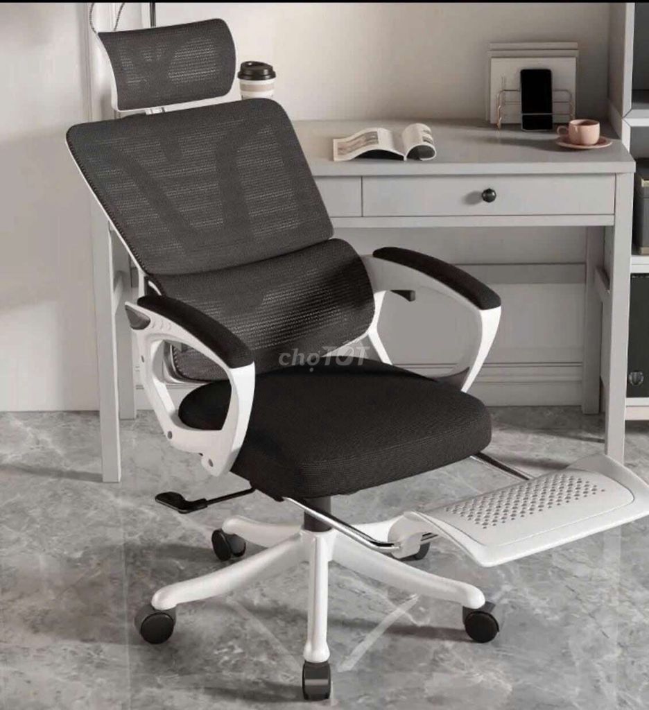 Ghế xoay văn phòng GVP 006 Trắng đen. Mua bán Đồ dùng văn phòng tại Quận Cẩm Lệ Đà Nẵng được đăng bởi Tuấn Cao NT Decor  hình 1