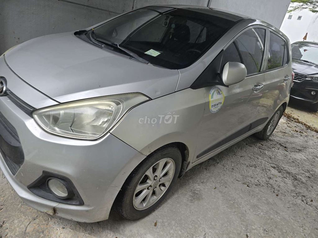 2016 Sedan 1.2 AT - 100000 km. Mua bán Ô tô tại Thành phố Thuận An Bình Dương được đăng bởi Thành Đạt hình 2